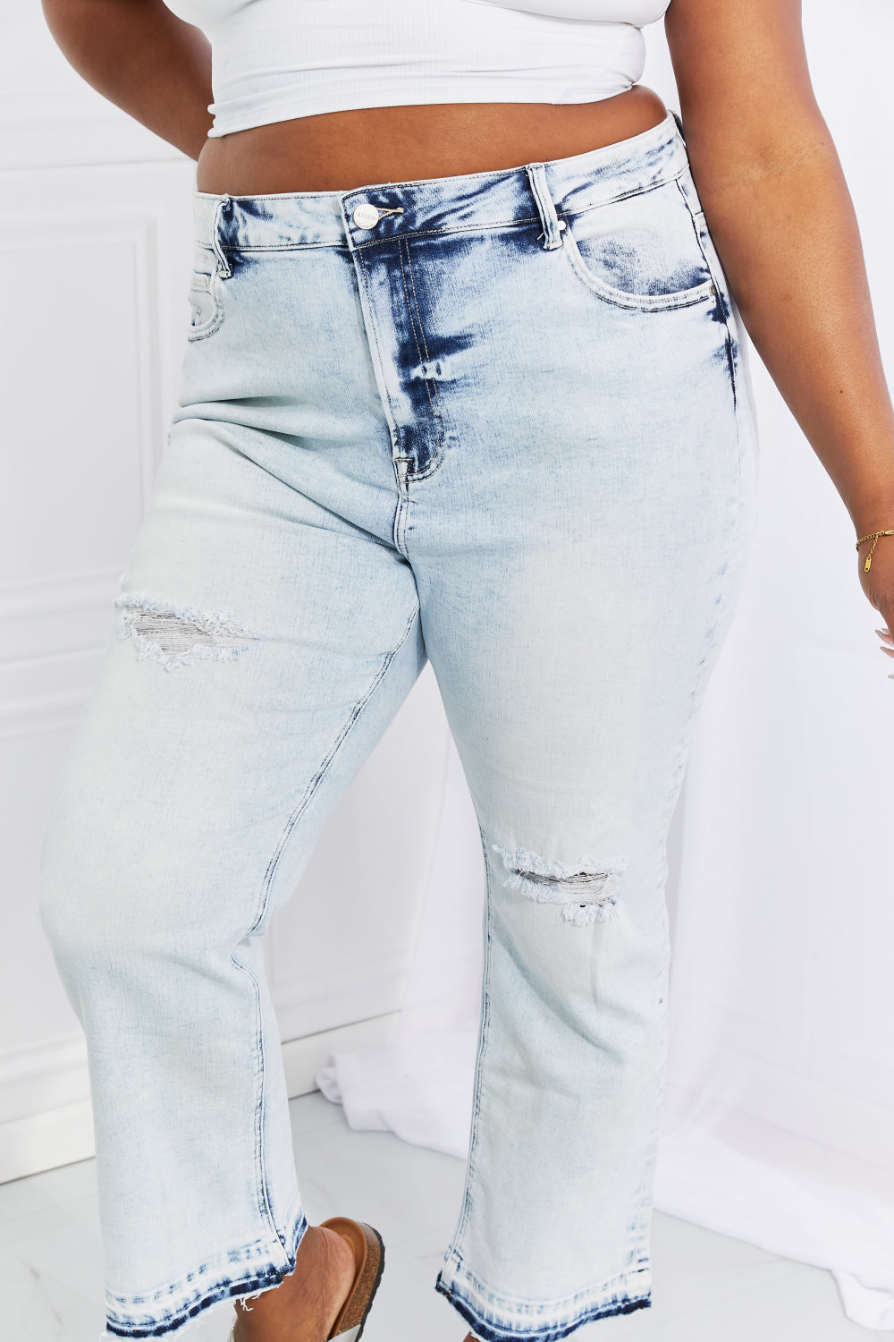 Camille Acid Wash Crop Straight | Jeans