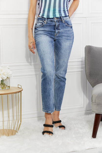 Amara High Rise Slim Straight | Jeans