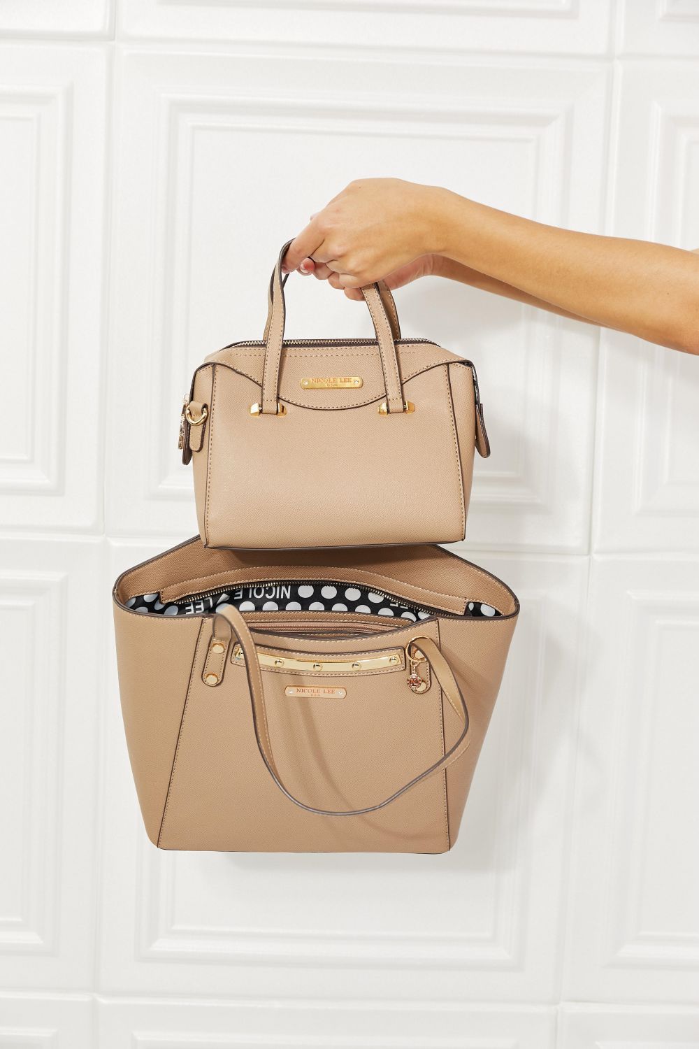 Carry Me Away | Handbag Set