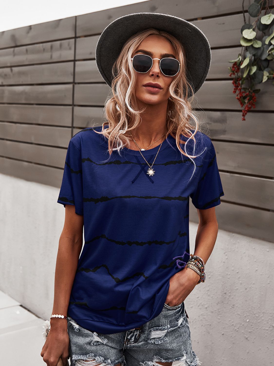 Waveform Print Round Neck | Tee