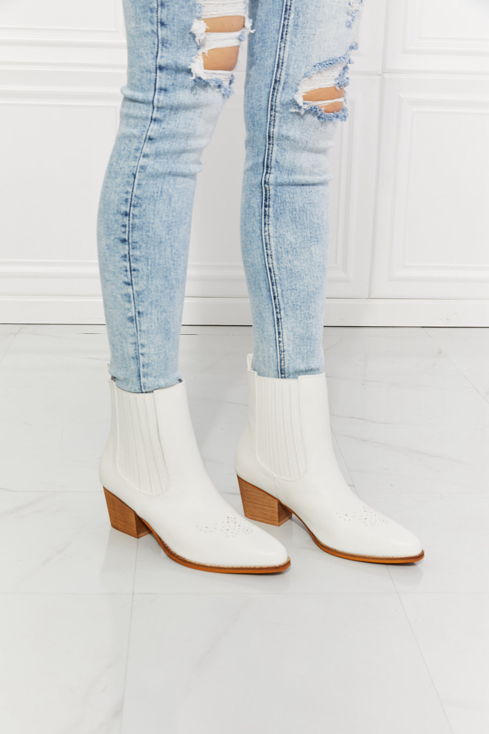 Stacked Heel Chelsea in White | Boot
