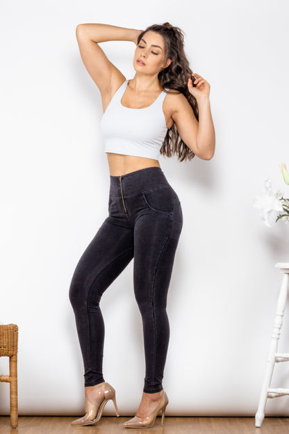 Comfy Huggers Zip Closure Skinny | Jeans