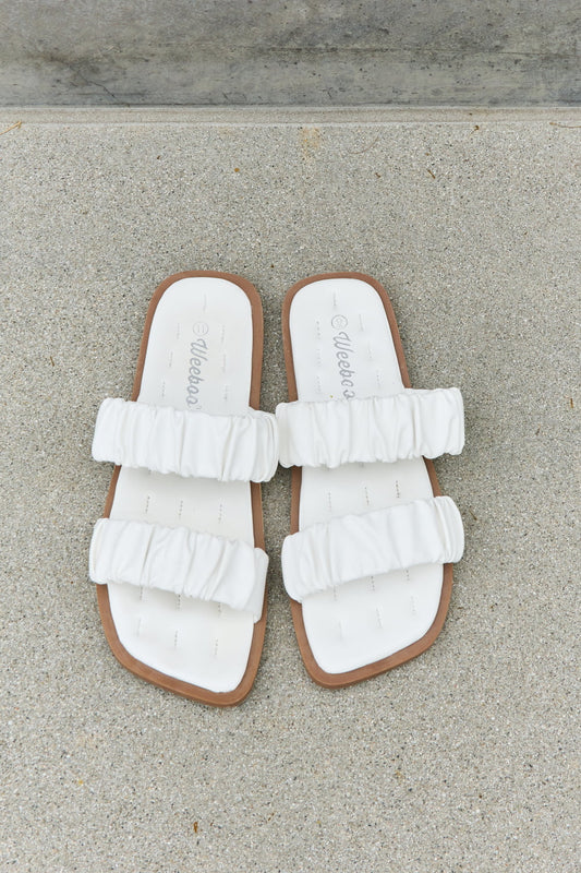 White Double Strap Scrunch | Sandal