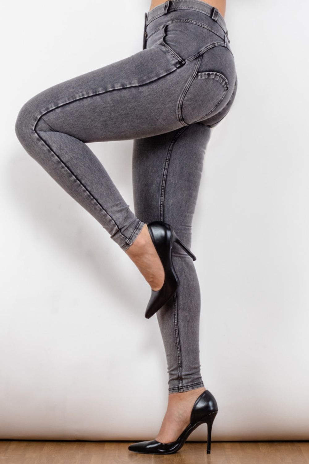 Comfy Huggers Gray Buttoned Skinny Long | Jeans