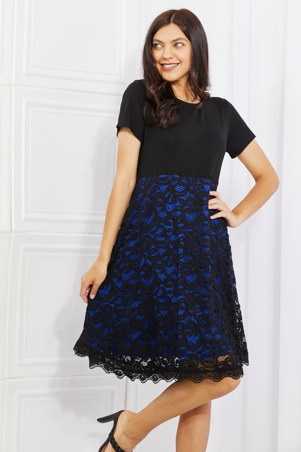 Contrasting Lace Midi | Dress