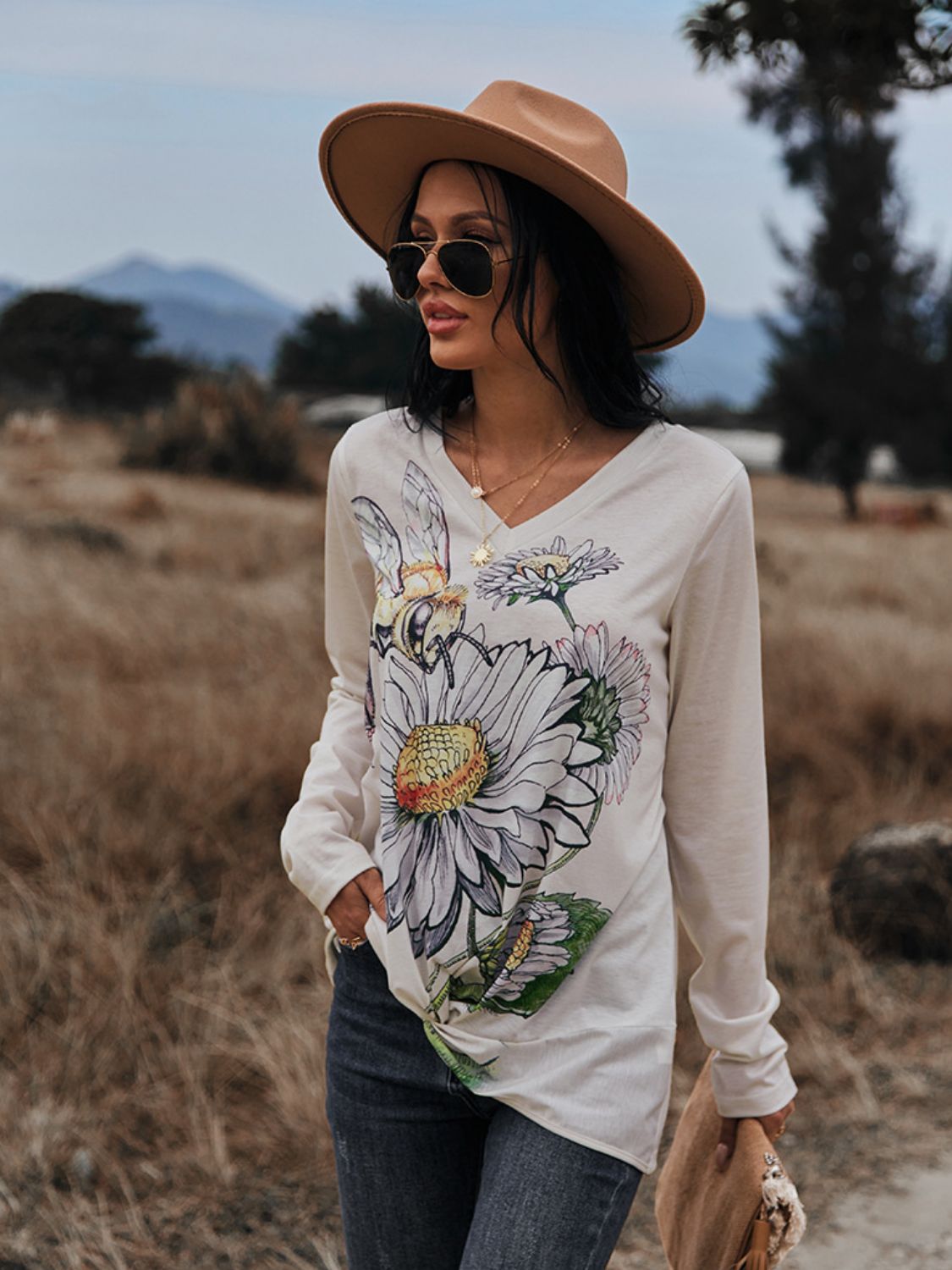 Bees N’ Me V-Neck Long Sleeve | Tee