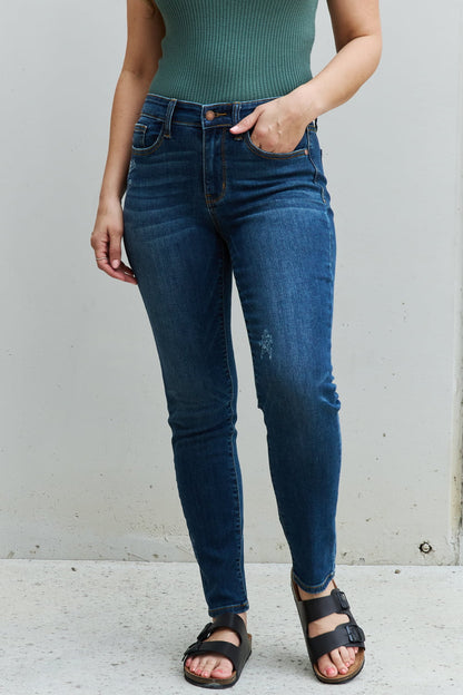 Mid Rise Cropped Relax Fit | Jeans