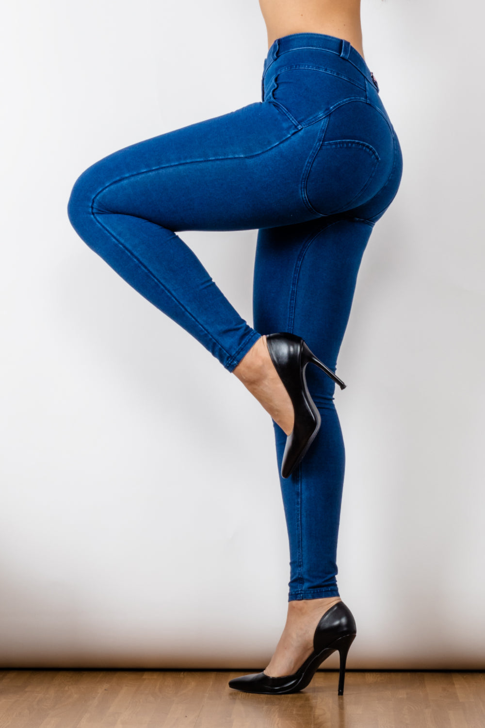 Comfy Huggers Blue Buttoned Skinny | Jeans