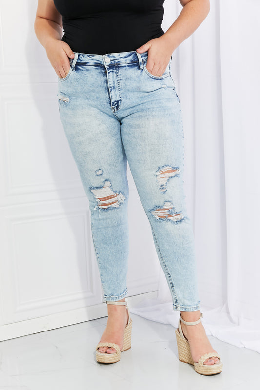 Distressed but Never Stressed | Jeans