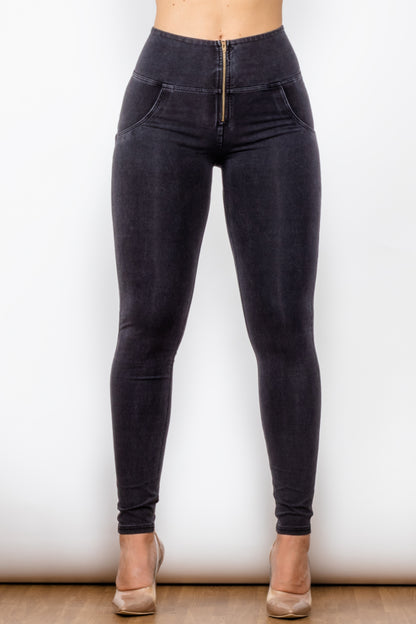 Comfy Huggers Zip Closure Skinny | Jeans