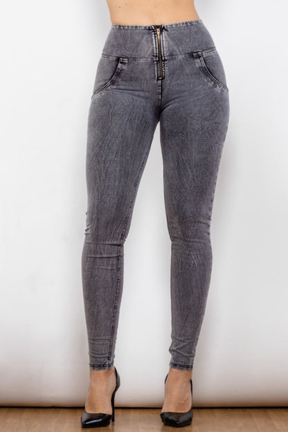 Comfy Huggers Zip Closure Skinny | Jeans