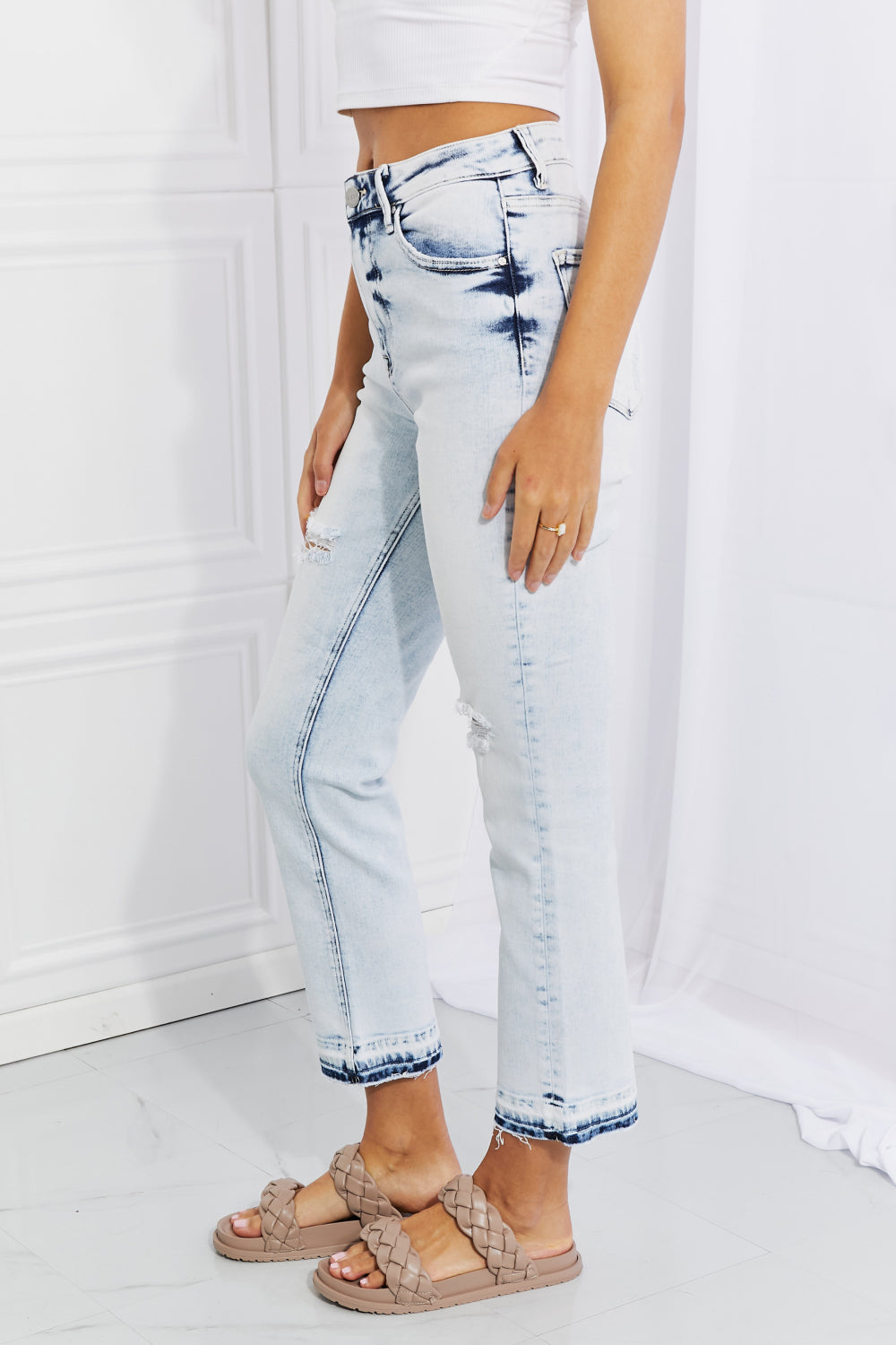 Camille Acid Wash Crop Straight | Jeans