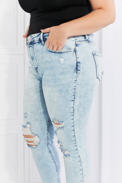 Distressed but Never Stressed | Jeans
