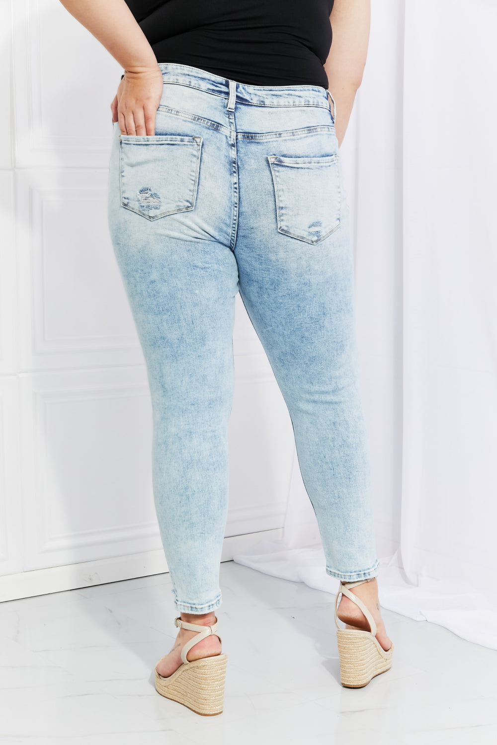Distressed but Never Stressed | Jeans