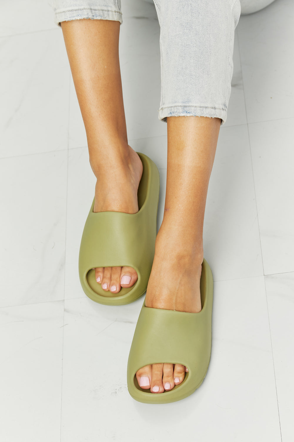 Comfort Cloud Green | Slides