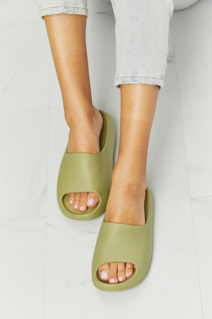 Comfort Cloud Green | Slides