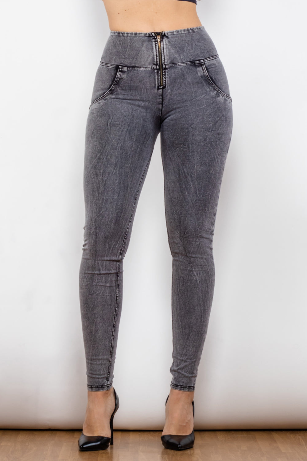 Comfy Huggers Zip Closure Skinny | Jeans