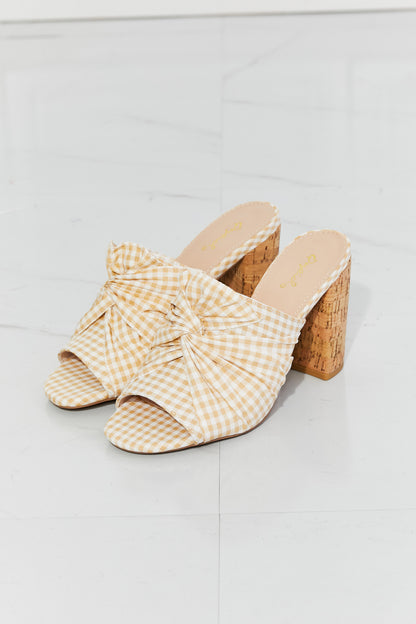 Twist Peep Toe Block Heel | Mule