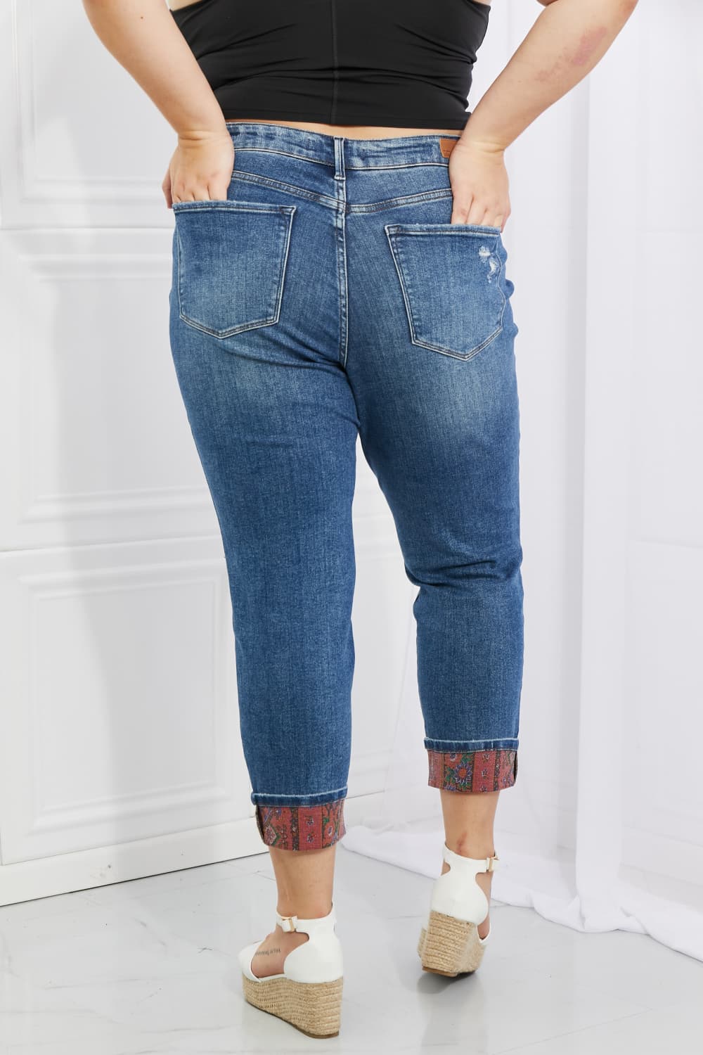 Mid Rise Paisley Patch Cuff Boyfriend | Jeans