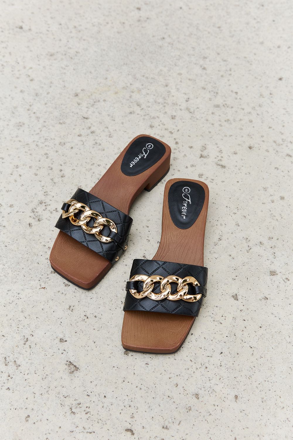 Square Toe Chain Clog | Sandal in Black