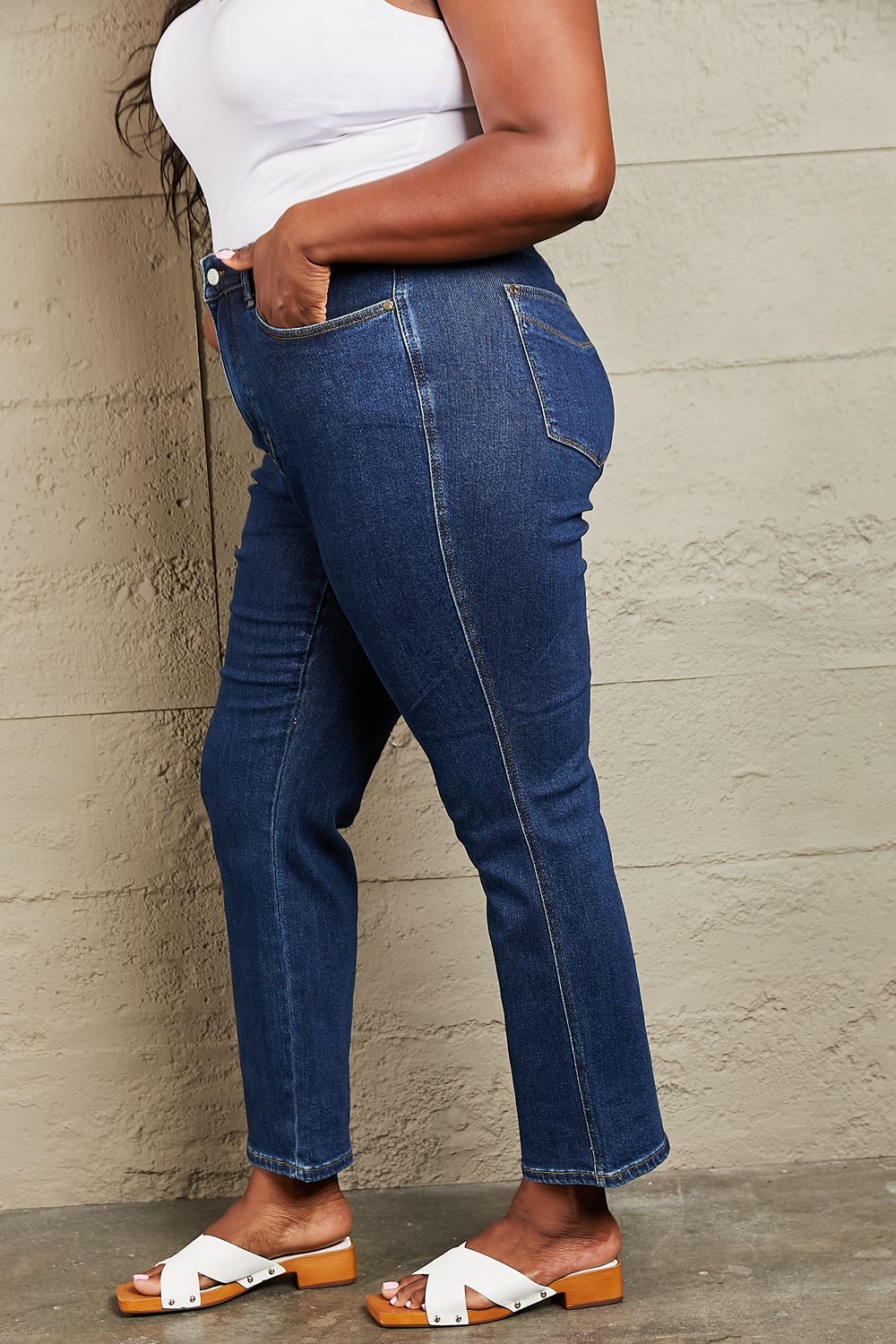 Tummy Control High Waisted Straight | Jeans