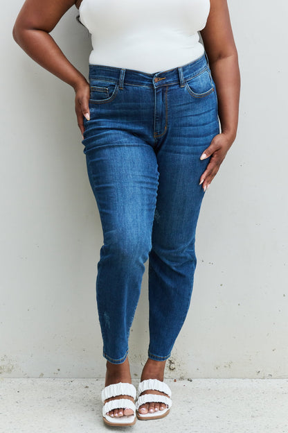 Mid Rise Cropped Relax Fit | Jeans