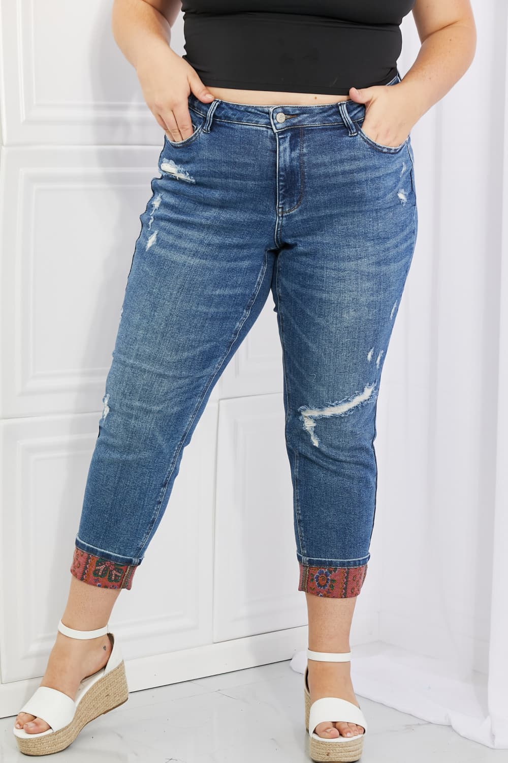 Mid Rise Paisley Patch Cuff Boyfriend | Jeans