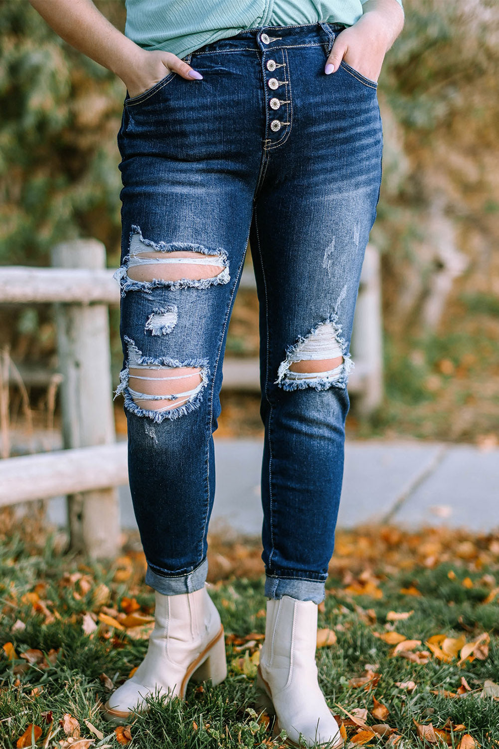 Button Fly Distressed | Jeans