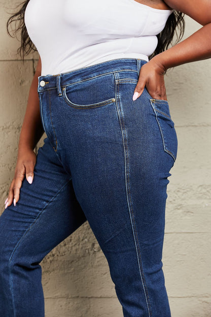 Tummy Control High Waisted Straight | Jeans