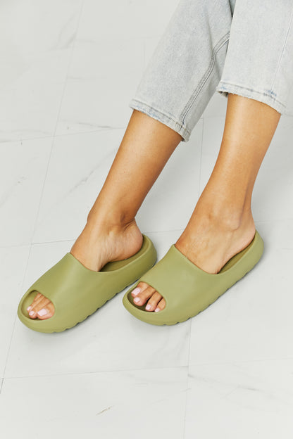 Comfort Cloud Green | Slides