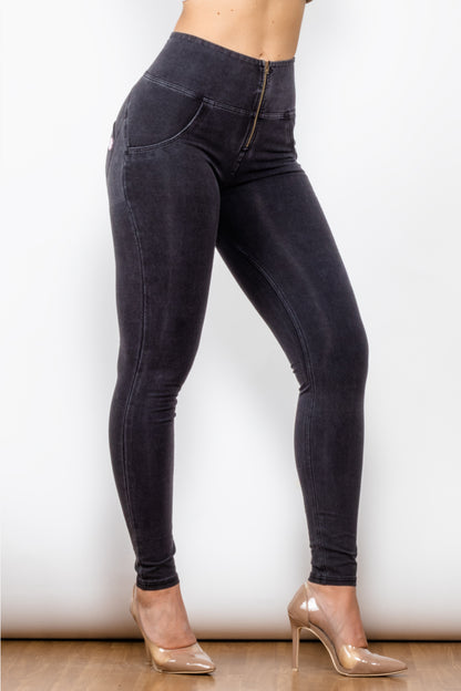 Comfy Huggers Zip Closure Skinny | Jeans