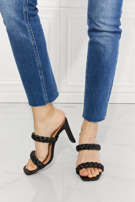 Double Braided Block Heel in Black | Sandal