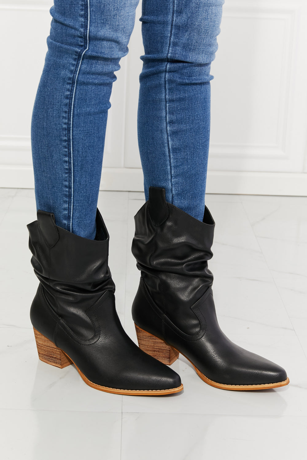 Scrunch Cowboy in Black |  Boots