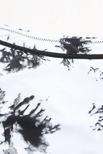 Two-Tone Crisscross Frill Trim | Two-Piece Swimsuit