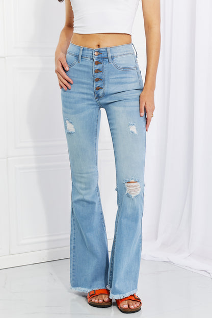 ess Button Flare | Jeans