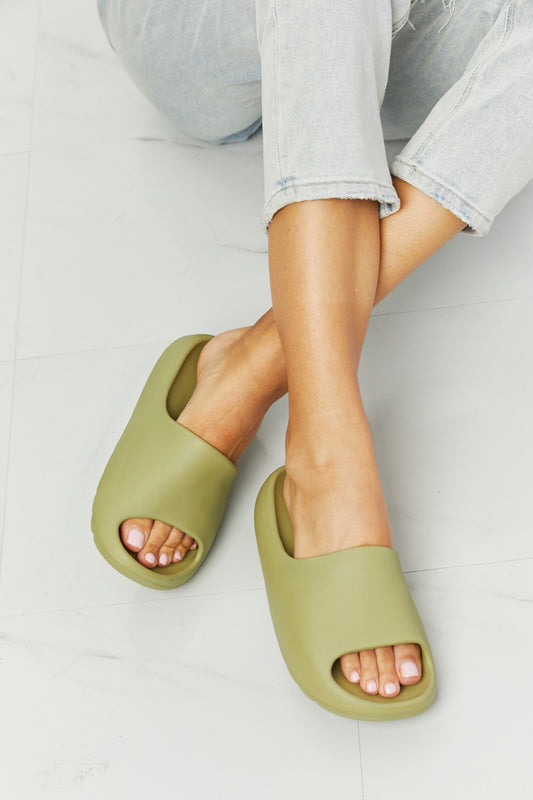 Comfort Cloud Green | Slides